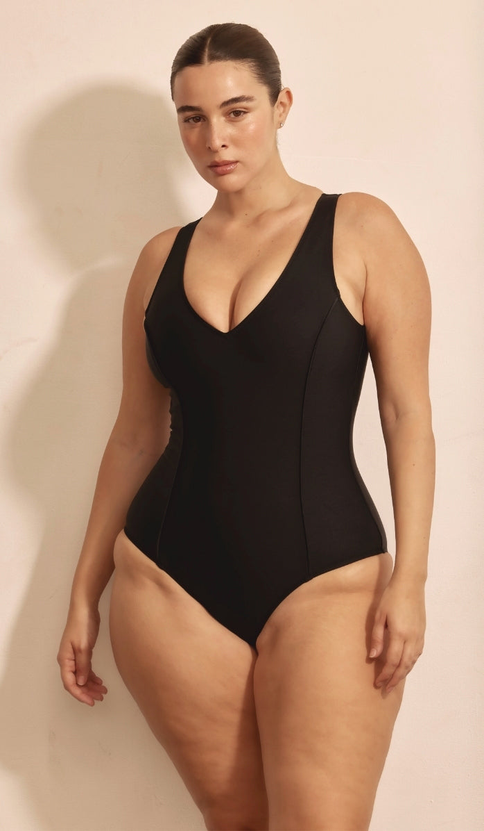 בגד ים שלם לנשים - ג'ולייט שחור