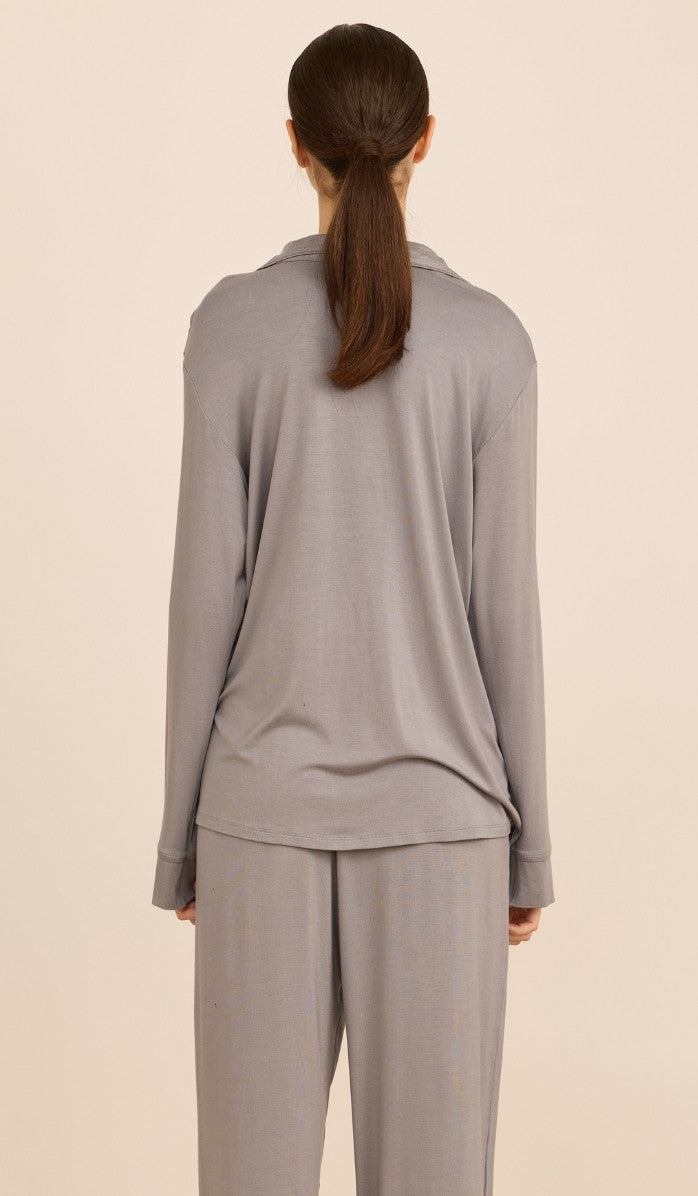 סט מכופתר מבד מודל - לוסי אפור