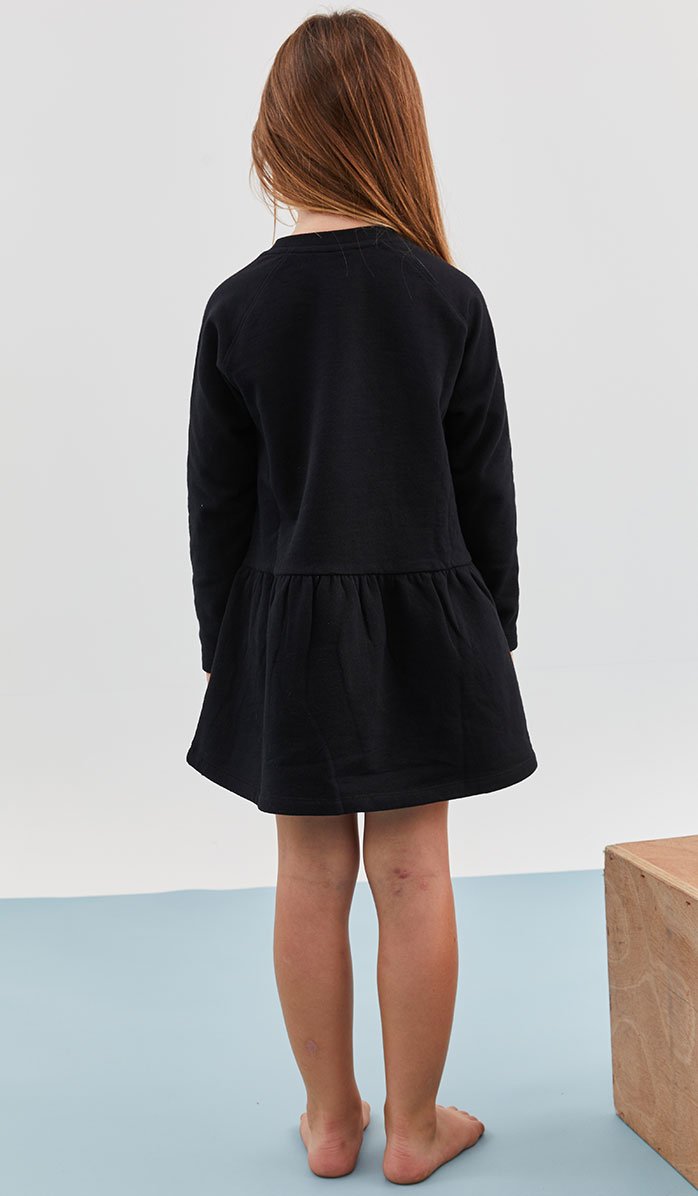 שמלת פוטר לילדות בגזרת סווינג שחורה