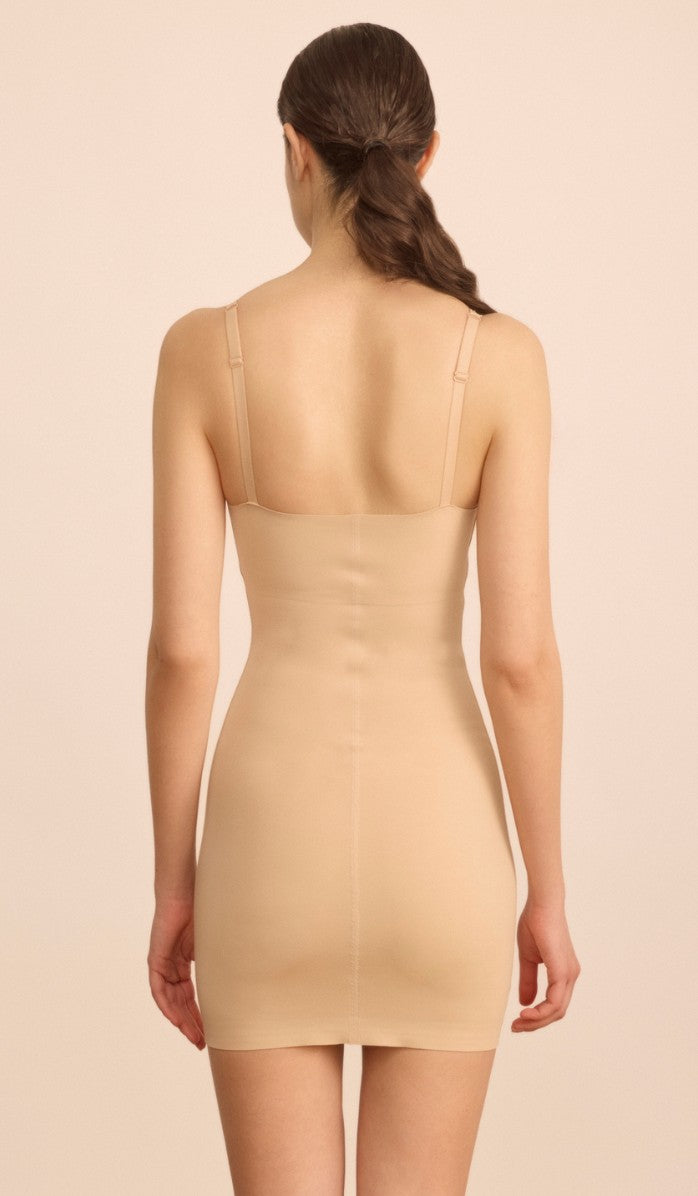 שמלה מחטבת - פודרה