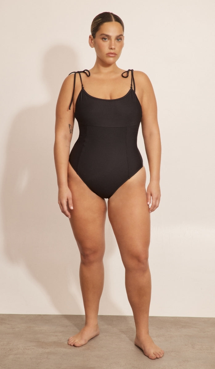 בגד ים שלם לנשים - ג'ולין שחור