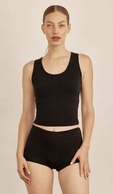 גופיית מיקרו מודל עם חזיה מובנית - שחור