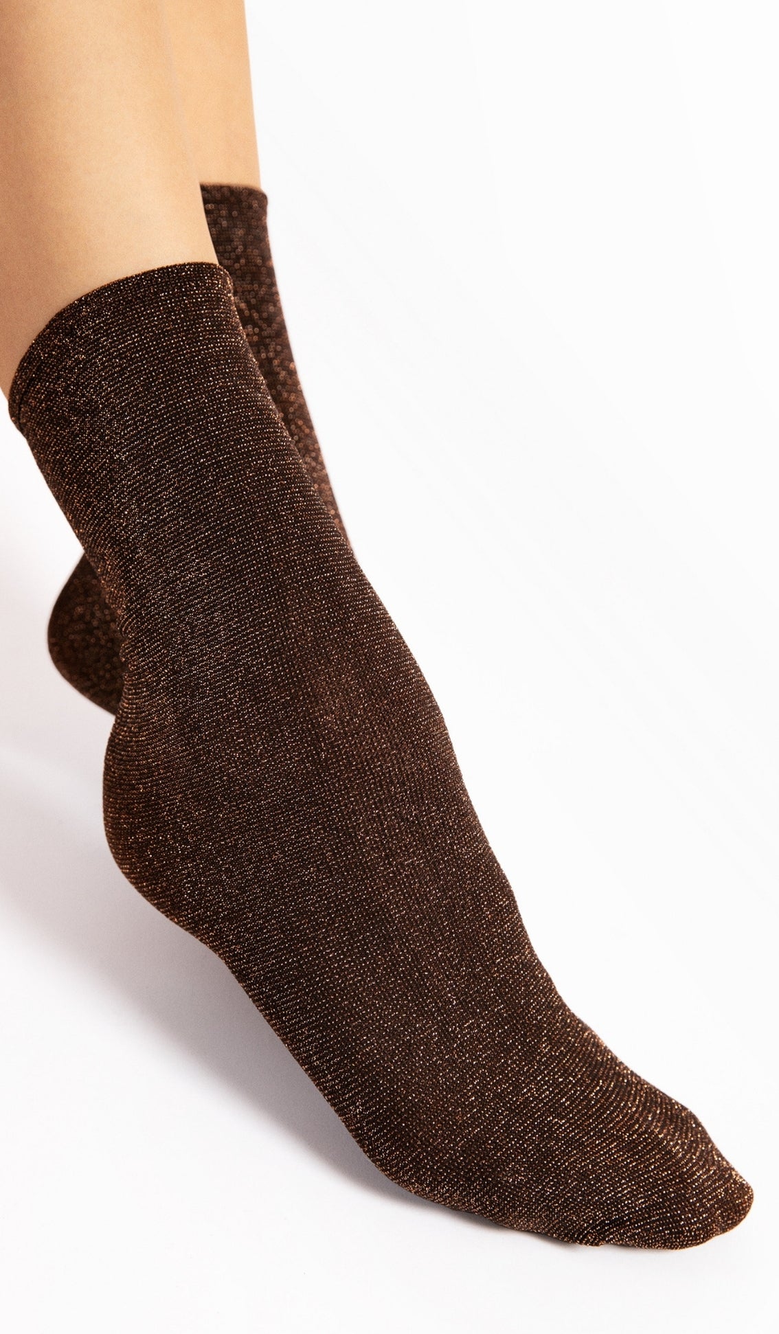 גרבי ניילון לנשים - בסטי נחושת