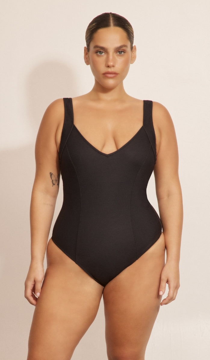 בגד ים שלם לנשים - ברנדה שחור