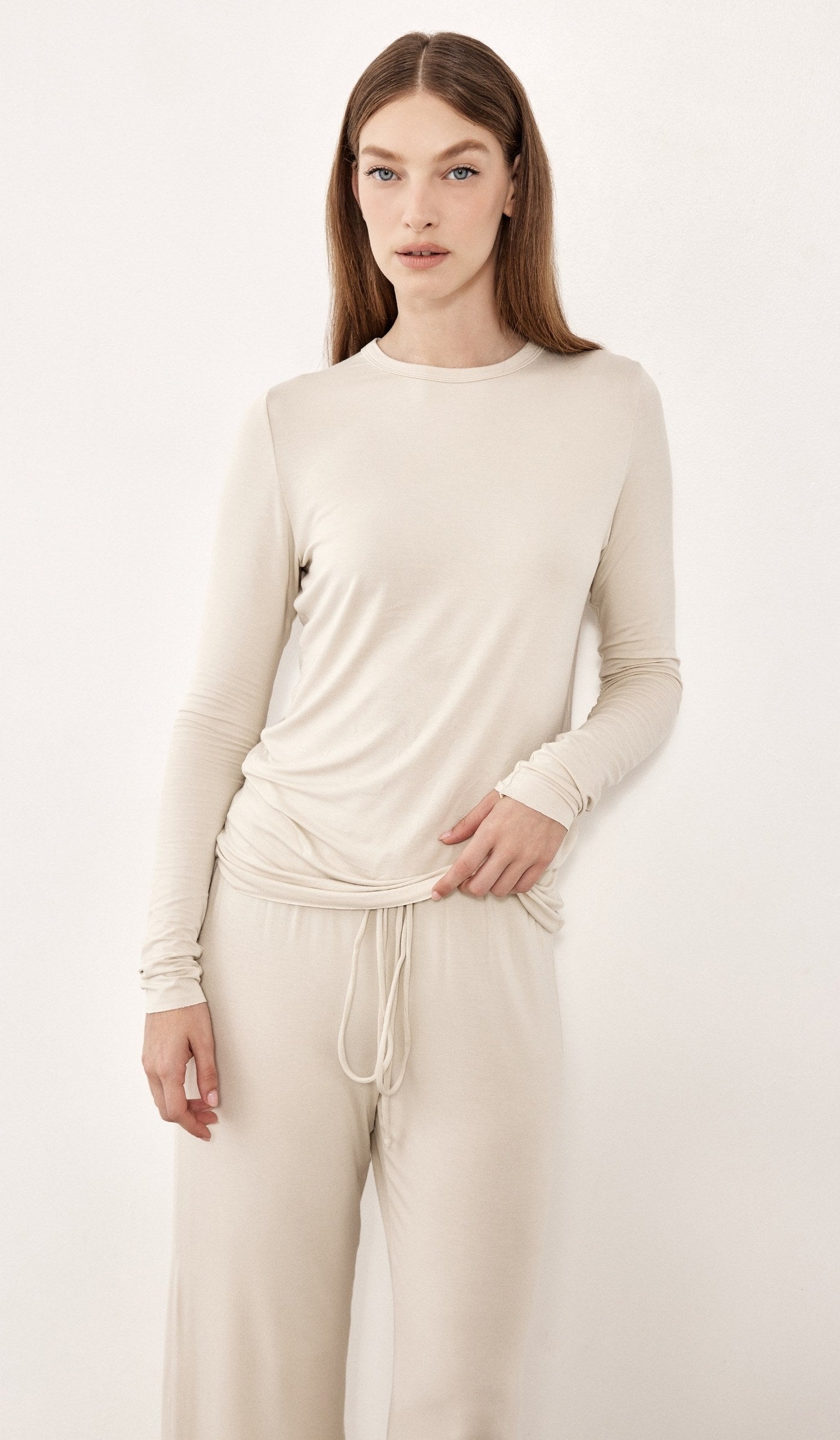 סט טי מבד מודל - מילי קרם