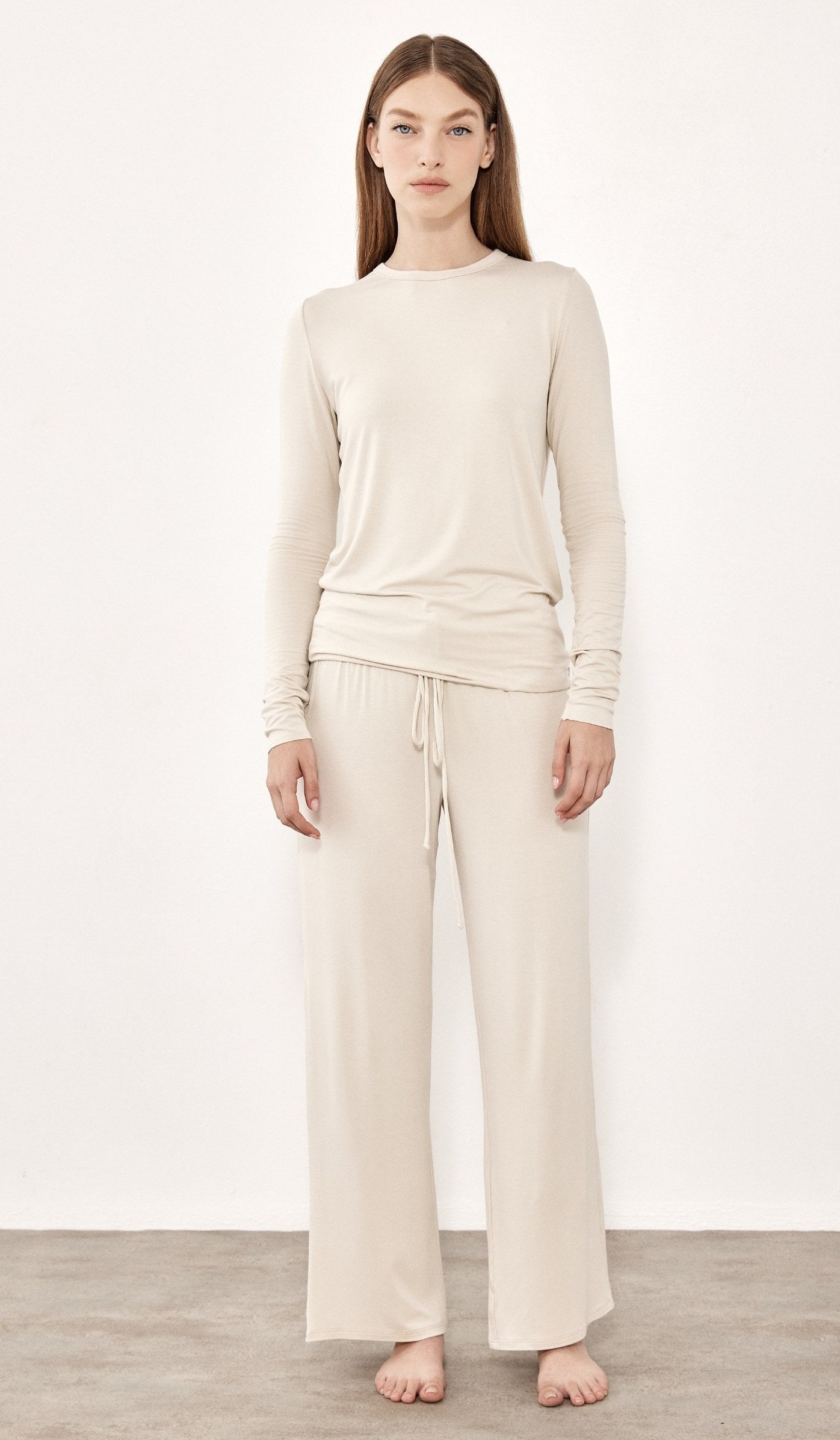 סט טי מבד מודל - מילי קרם