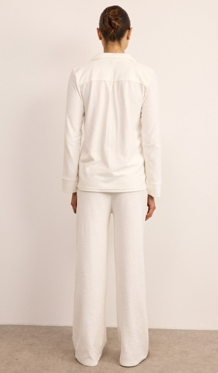 סט מכופתר מבד בוקלה - לבן