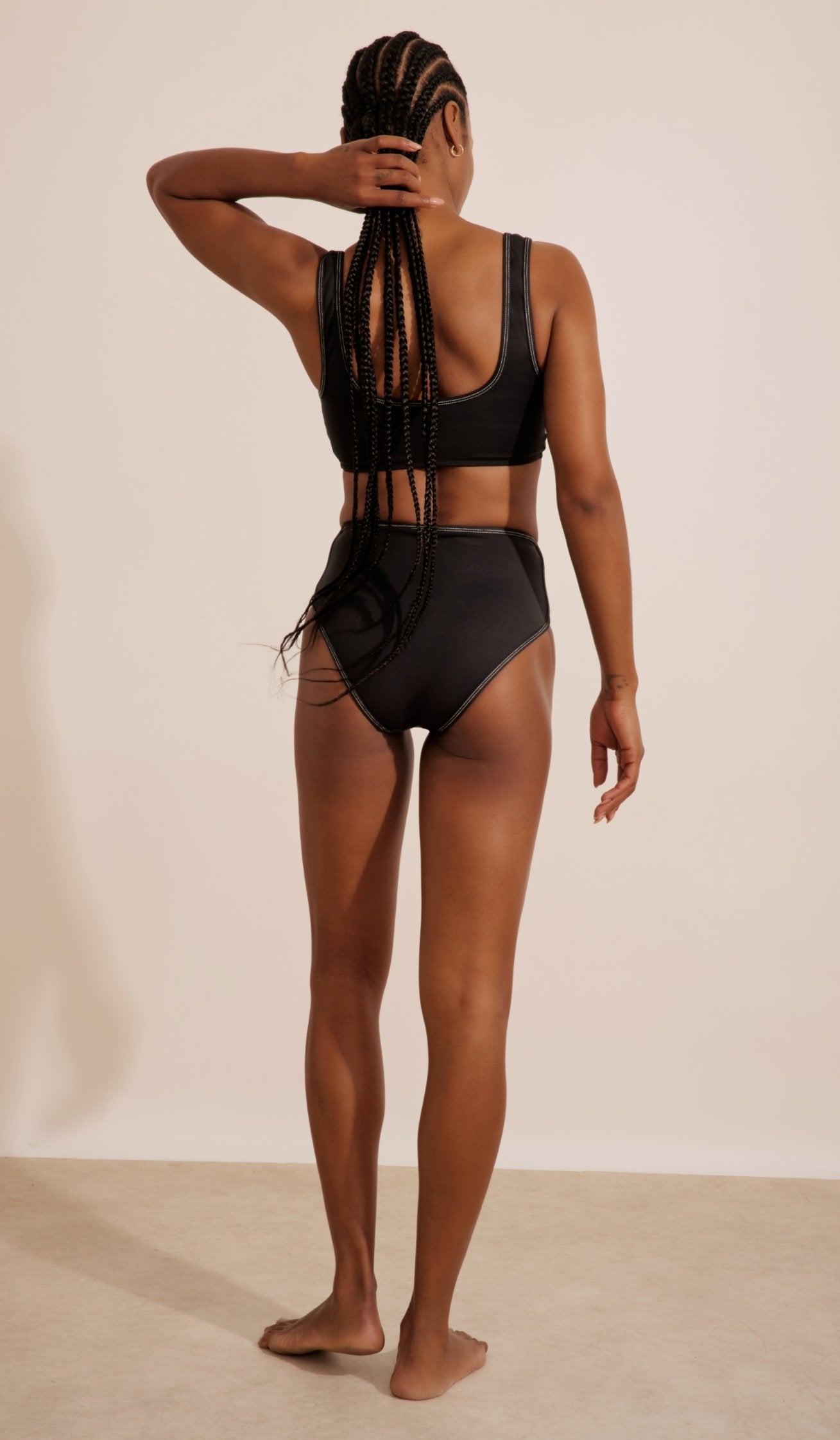 טופ ביקיני לנשים - ג'קי שחור